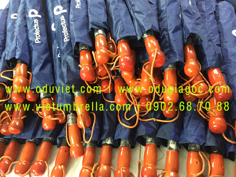 xưởng sản xuất ô dù cầm tay in logo quảng cáo